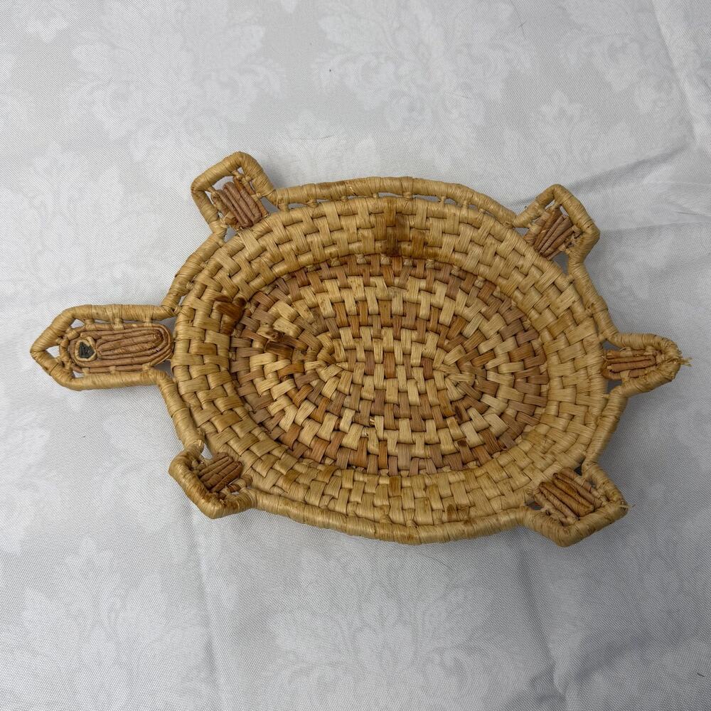 Handwoven Coiled Natural Fiber Turtle Basket Tray Wall Decor 13" Folk Art Gift